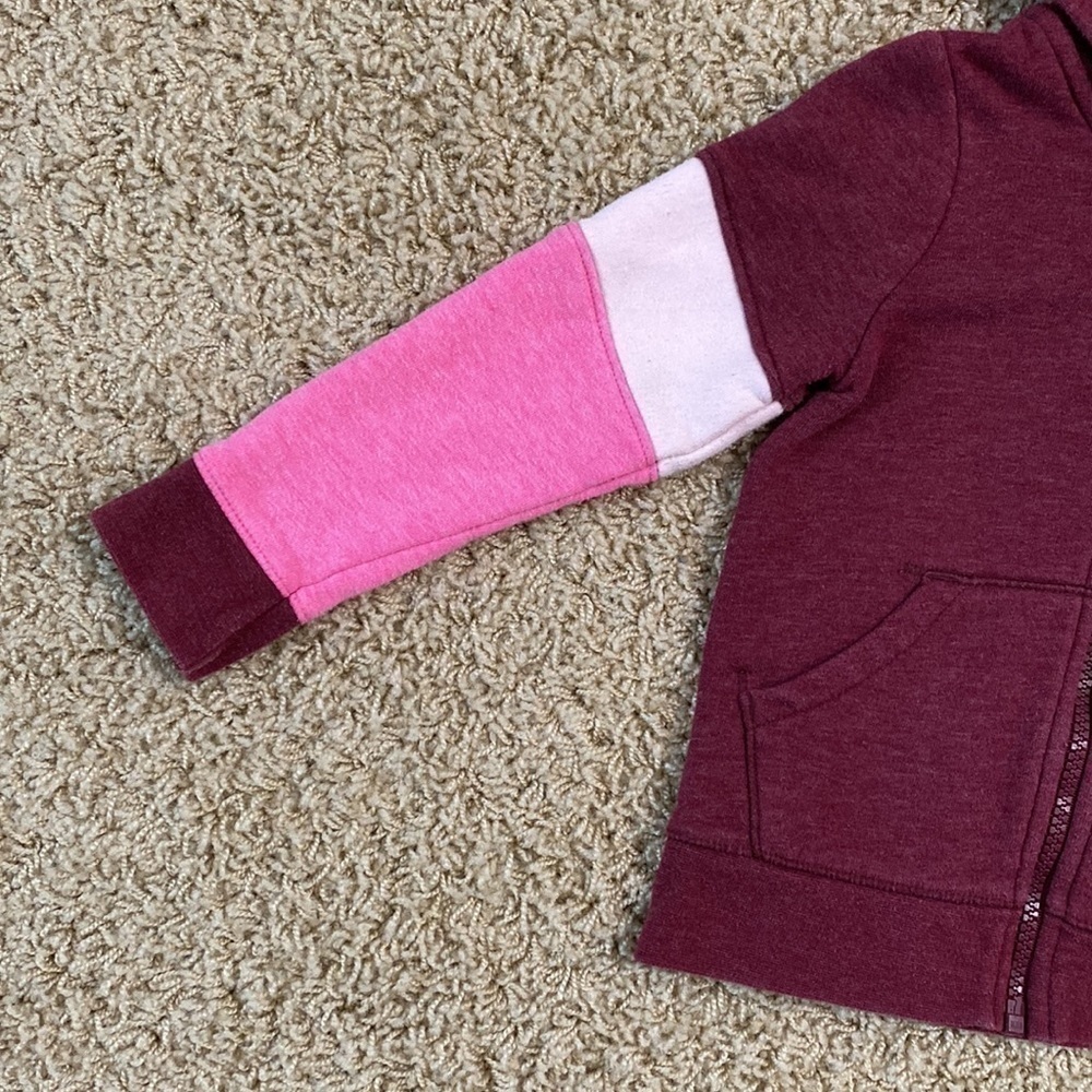 Cat & Jack | Sweatshirt & Pants Bundle - Picture 3 of 12
